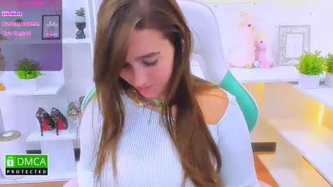 Snapshot of _eliizabeth__ chatting on September 18, 9:39 pm Lizzy online show from September 18, 9:39 pm