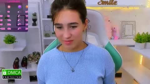 Snapshot of _eliizabeth__ chatting on September 24, 10:13 pm Lizzy online show from September 24, 10:13 pm