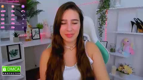 Snapshot of _eliizabeth__ chatting on October 17, 8:55 pm Lizzy online show from October 17, 8:55 pm