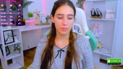 Lizzy  online show from December 3, 10:30 pm