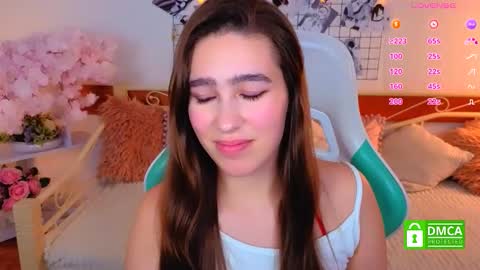 Snapshot of _eliizabeth__ chatting on February 14, 11:45 pm Lizzy online show from February 14, 11:45 pm