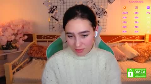 Snapshot of _eliizabeth__ chatting on February 21, 10:55 pm Lizzy online show from February 21, 10:55 pm