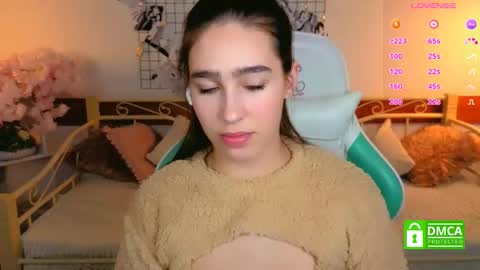 Snapshot of _eliizabeth__ chatting on February 27, 9:59 pm Lizzy online show from February 27, 9:59 pm