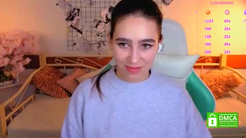 Snapshot of _eliizabeth__ chatting on February 28, 10:33 pm Lizzy online show from February 28, 10:33 pm