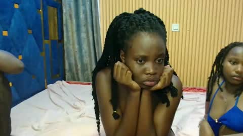 Elinah online show from November 26, 4:57 am