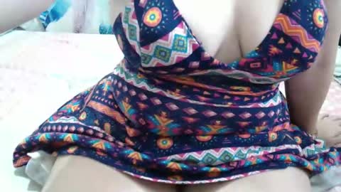 Snapshot of _ellie_destiny_xxx chatting on October 31, 12:00 am _ellie_destiny_xxx online show from October 31, 12:00 am