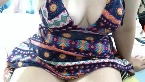 Snapshot of _ellie_destiny_xxx chatting on November 12, 12:22 am _ellie_destiny_xxx online show from November 12, 12:22 am