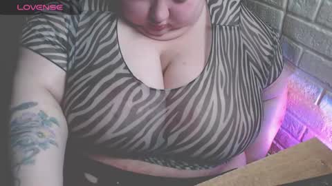 LIsa online show from March 7, 6:05 pm