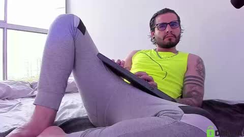  -         online show from October 1, 9:21 pm