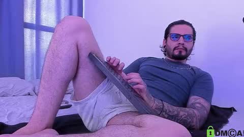  -         online show from November 14, 9:46 pm