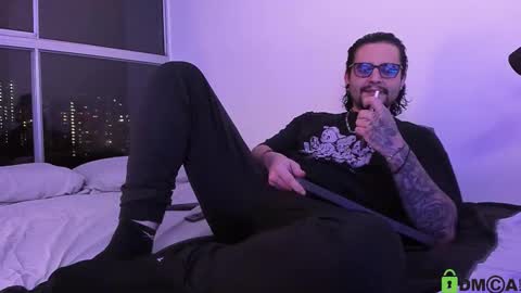  -         online show from March 4, 3:12 am