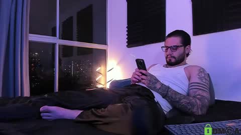  -         online show from June 5, 1:23 am