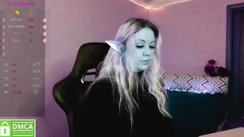 chloue and Gretta online show from February 26, 10:04 am