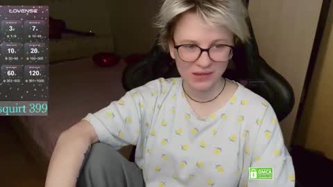 chloue and Gretta online show from February 28, 7:20 am