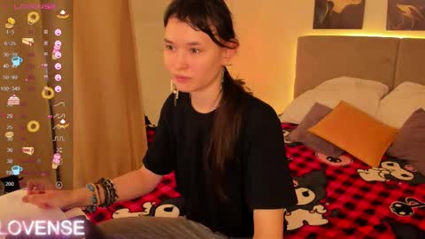 _emily__strike_ online show from February 10, 9:57 am