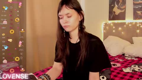 _emily__strike_ online show from February 27, 4:56 am