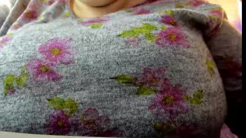 Snapshot of _emily_rosee_ chatting on October 29, 11:23 am Emily online show from October 29, 11:23 am