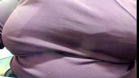 Snapshot of _emily_rosee_ chatting on October 30, 11:11 am Emily online show from October 30, 11:11 am