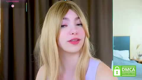 Emily online show from October 7, 8:33 am