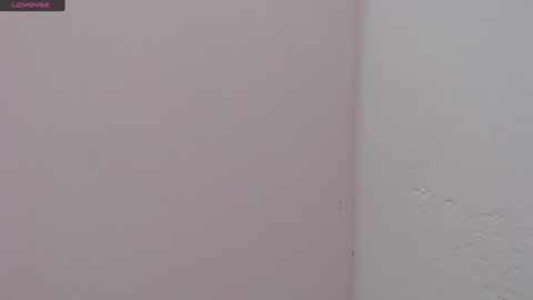 Snapshot of _emma_diamond_ chatting on January 3, 6:57 pm Emma online show from January 3, 6:57 pm