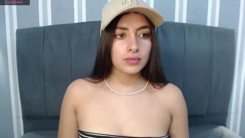 Snapshot of _emma_diamond_ chatting on January 9, 6:36 pm Emma online show from January 9, 6:36 pm