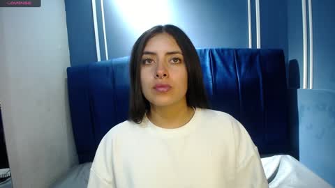 Snapshot of _emma_diamond_ chatting on January 20, 7:15 am Emma online show from January 20, 7:15 am