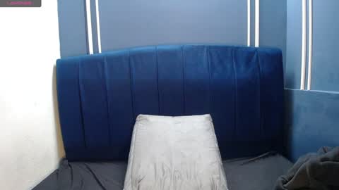 Snapshot of _emma_diamond_ chatting on February 7, 10:20 pm Emma online show from February 7, 10:20 pm