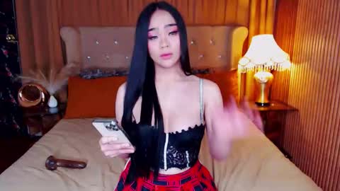 Snapshot of _empressvalerie_ chatting on November 25, 2:00 am _empressvalerie_ online show from November 25, 2:00 am