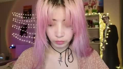 EveEva online show from March 15, 1:33 am