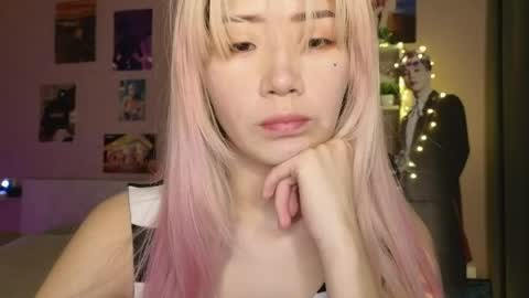 EveEva online show from April 14, 2:39 am