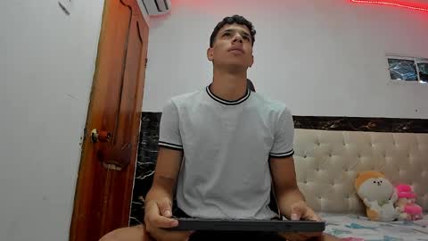 Flix online show from March 26, 6:13 pm