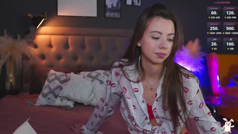 Goldy Grace online show from December 6, 6:37 am