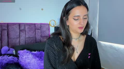 Snapshot of _gabbyx_ chatting on December 15, 5:31 pm Gabby online show from December 15, 5:31 pm