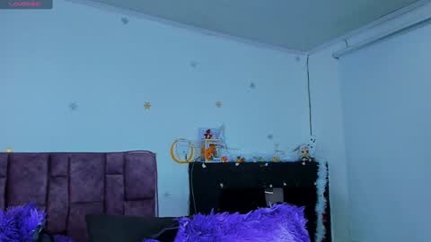 Snapshot of _gabbyx_ chatting on December 28, 11:52 am Gabby online show from December 28, 11:52 am