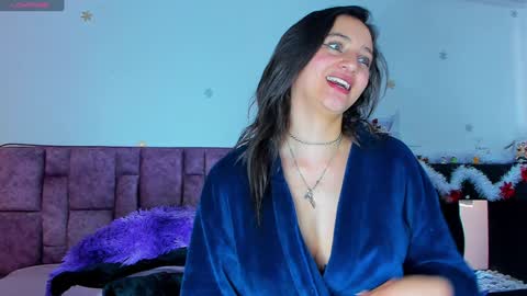 Snapshot of _gabbyx_ chatting on December 29, 6:16 pm Gabby online show from December 29, 6:16 pm