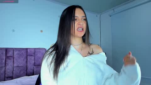 Snapshot of _gabbyx_ chatting on January 30, 11:11 am Gabby online show from January 30, 11:11 am