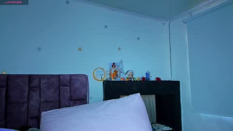Snapshot of _gabbyx_ chatting on February 1, 3:18 pm Gabby online show from February 1, 3:18 pm