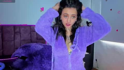 Snapshot of _gabbyx_ chatting on February 16, 5:26 pm Gabby online show from February 16, 5:26 pm