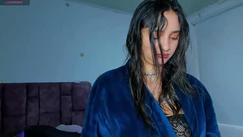 Snapshot of _gabbyx_ chatting on March 9, 12:31 pm Gabby online show from March 9, 12:31 pm