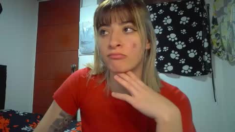 Mia-foster online show from April 5, 10:07 pm