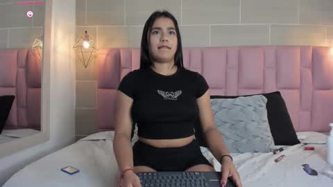 _gia_rose online show from September 29, 3:17 pm