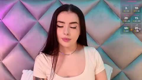 Snapshot of _giggy chatting on October 29, 11:45 am _giggy online show from October 29, 11:45 am