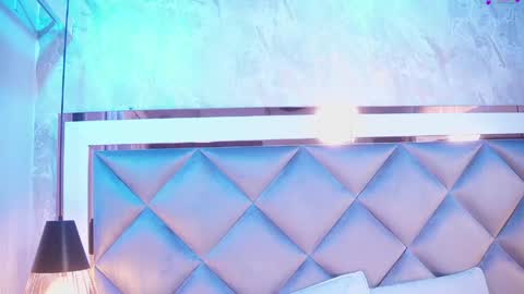 _giggy online show from April 18, 11:36 am