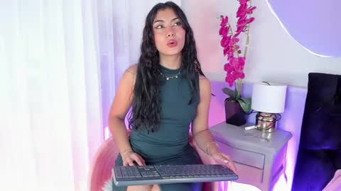Snapshot of _haannah_ chatting on September 12, 8:09 pm Hanna online show from September 12, 8:09 pm