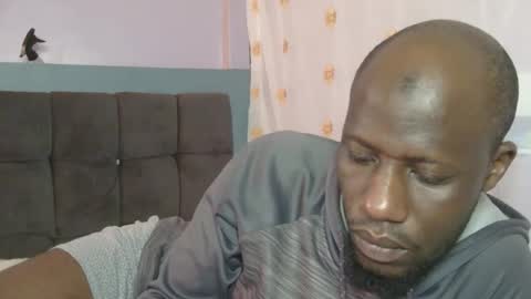 Snapshot of _hairlyboy chatting on October 20, 4:24 am _hairlyboy online show from October 20, 4:24 am