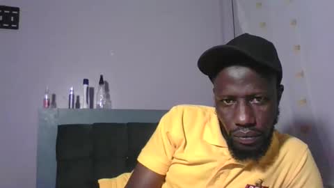 Snapshot of _hairlyboy chatting on December 14, 6:01 pm _hairlyboy online show from December 14, 6:01 pm