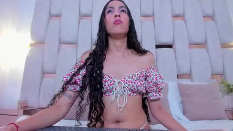 Snapshot of _hanna_bakerr_ chatting on October 24, 9:44 pm Hanna online show from October 24, 9:44 pm