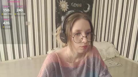 Snapshot of _hanna_moon_ chatting on October 17, 11:35 am Hannaolotl online show from October 17, 11:35 am