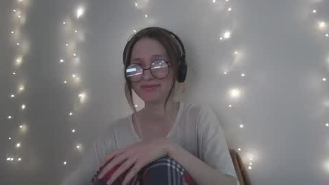 Hannaolotl online show from December 5, 10:13 am