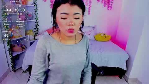 Hanna Botero online show from February 28, 11:11 am